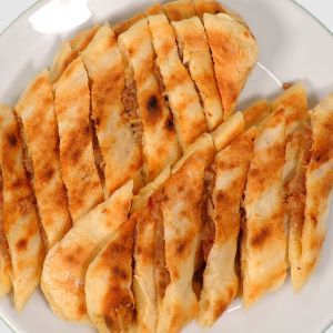 Kıymalı Kır Pidesi