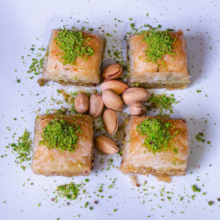 Fıstıklı Baklava (1 kg.)