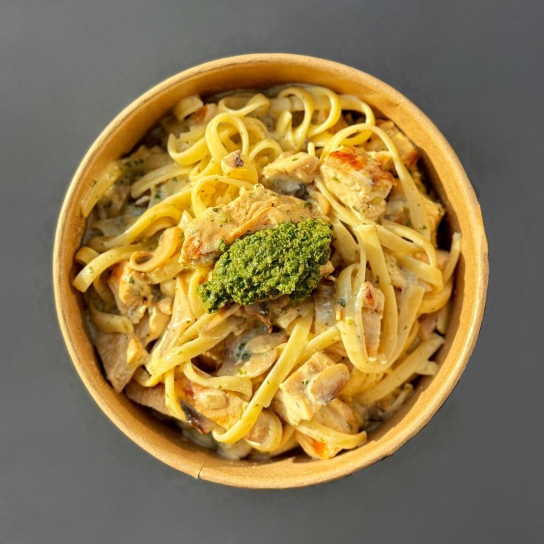 Chicken Fettuccine Alfredo