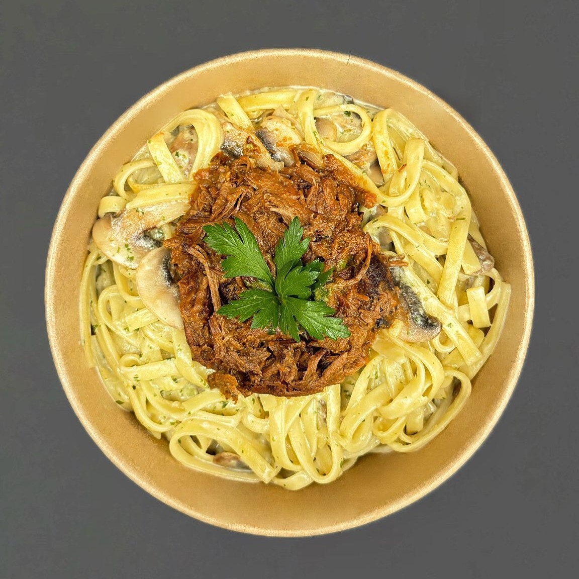 Tandır Kaburga Fettuccine Alfredo