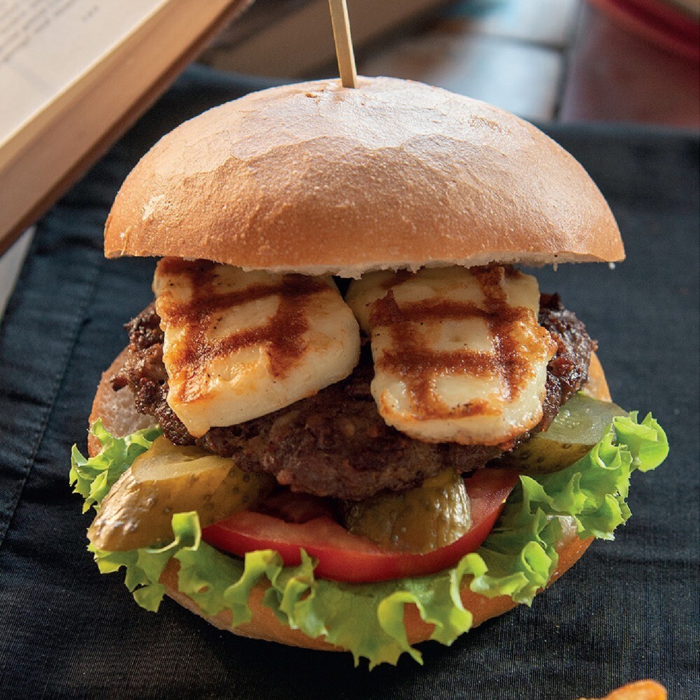 Hellim Burger